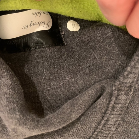 Lululemon scuba hoodie nearly new condition reversible lime green interior - Picture 3 of 3